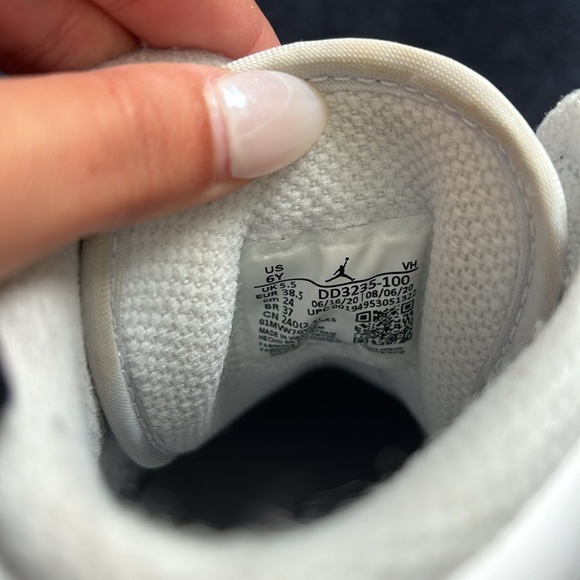 Air Jordan 1 Mid White Camo - Picture 4 of 7